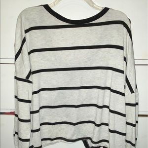 Loose Comfy Striped Long-sleeve Tee w/ Open Back